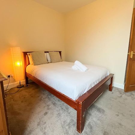 Convenient 2Br Flat Gorgie Edinburgh Apartment Bagian luar foto