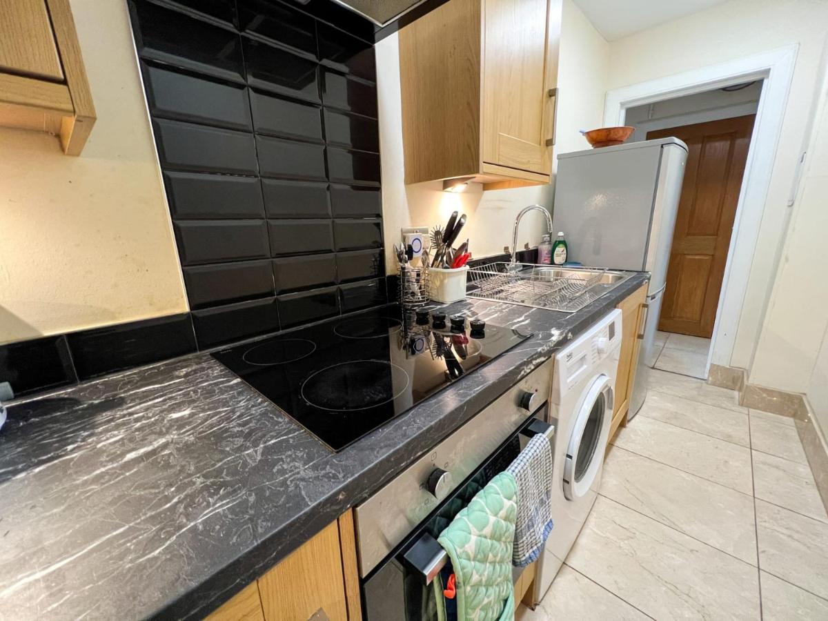 Convenient 2Br Flat Gorgie Edinburgh Apartment Bagian luar foto