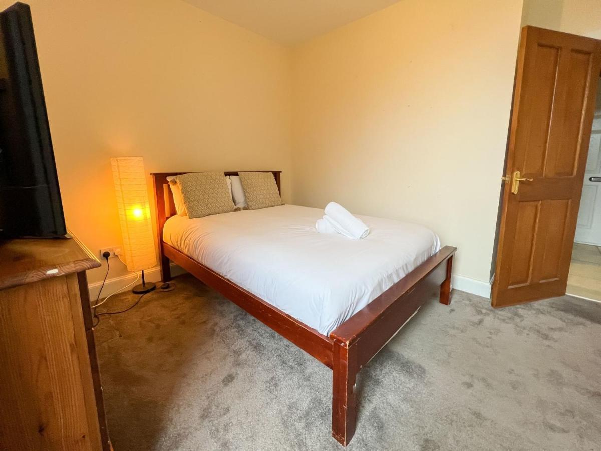 Convenient 2Br Flat Gorgie Edinburgh Apartment Bagian luar foto