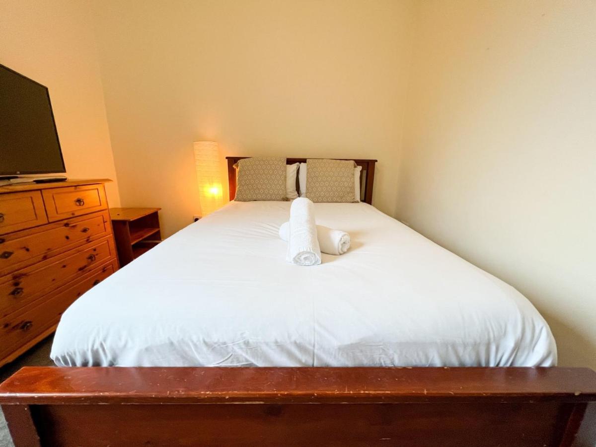 Convenient 2Br Flat Gorgie Edinburgh Apartment Bagian luar foto